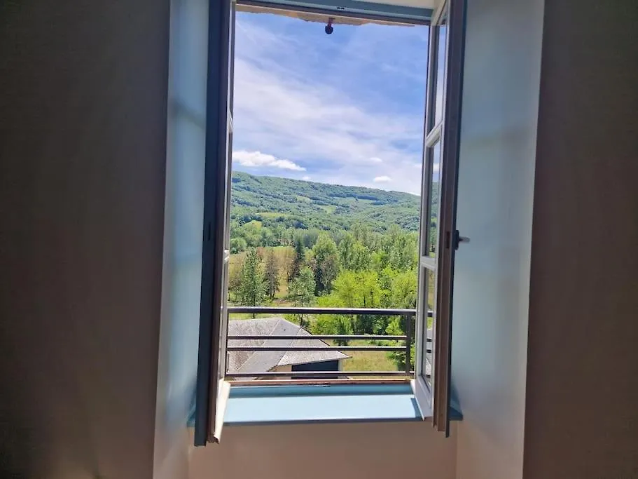 Casa de Férias Maison Du Terral Saint-Côme-dʼOlt