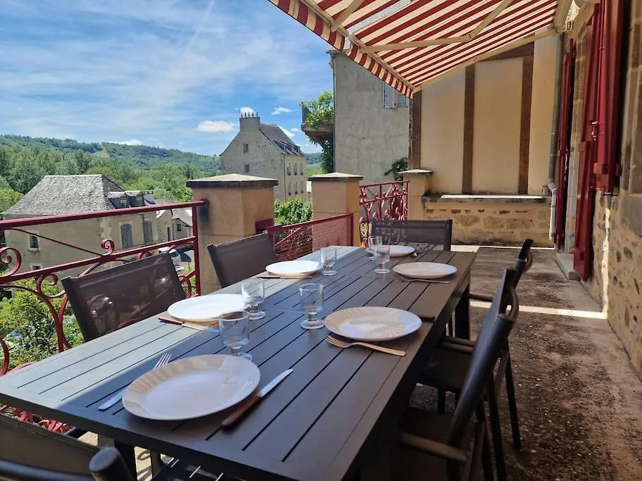 Maison Du Terral Saint-Côme-dʼOlt Casa de Férias
